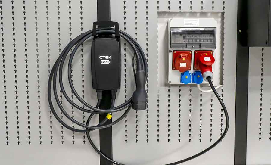 Installation borne de recharge électrique — réalisation 4